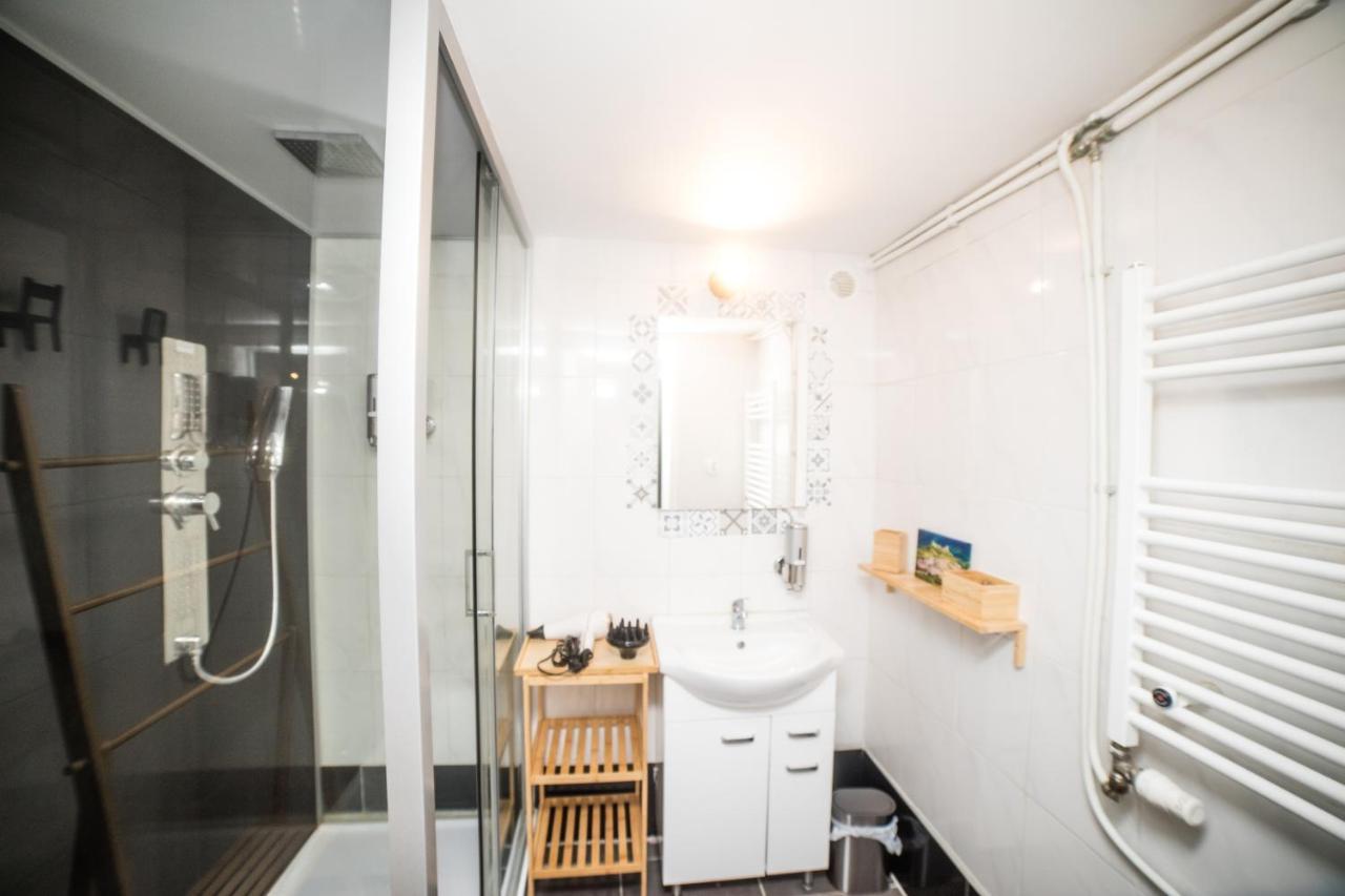 City Centre Hidden Gem! Apartment For Up To 3 People Brussel Buitenkant foto