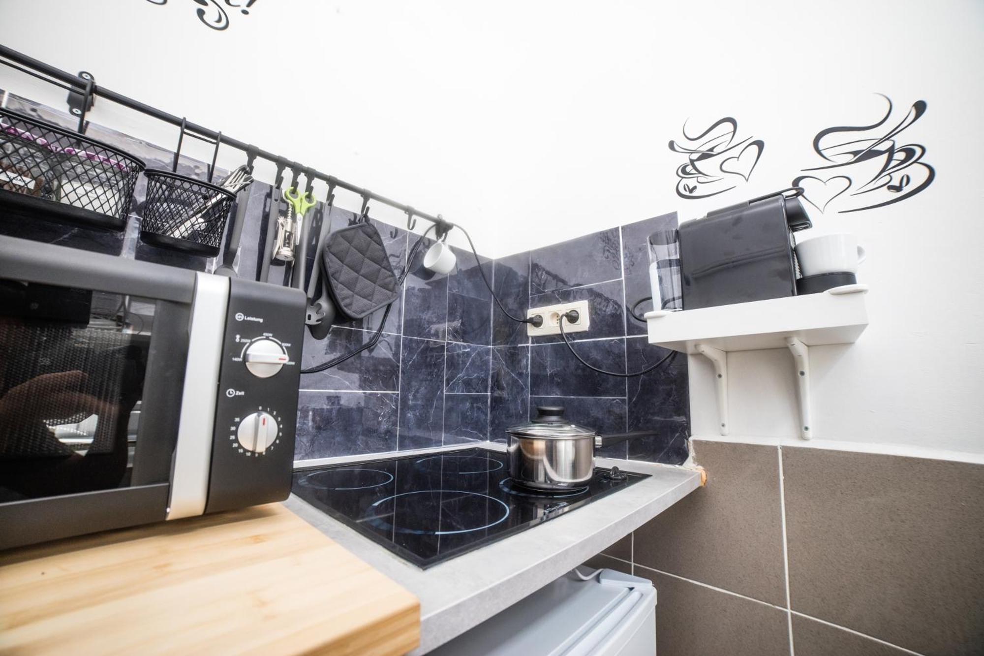 City Centre Hidden Gem! Apartment For Up To 3 People Brussel Buitenkant foto